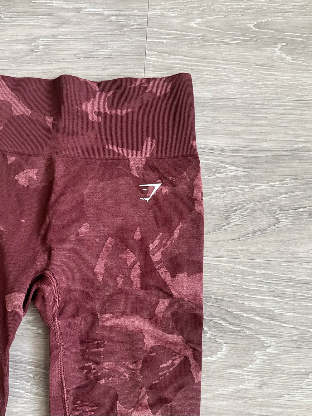 Gymshark Burgundy Camo Seamless High-Waist Leggings - Picture 3 of 4
